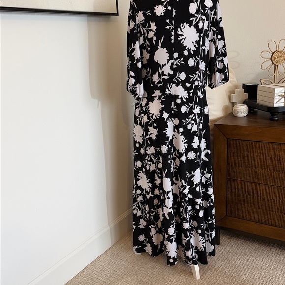 Lane Bryant Black and White Floral Wrap Midi Dress - Picture 6 of 11